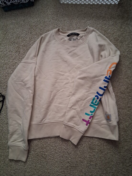 Carhartt Tops - Women's Carhartt long sleeve shirt
